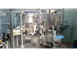 Linea di imbottigliamento olio e liquidi di bassa densità