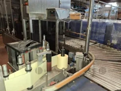 1#9381 Linea di imbottigliamento vino