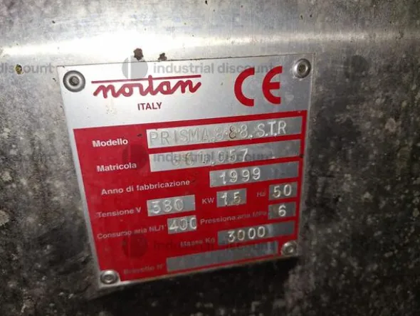 1#9381 Linea di imbottigliamento vino