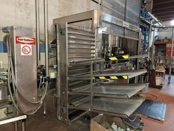 1#9381 Linea di imbottigliamento vino