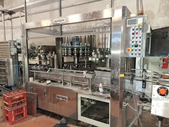 1#9381 Linea di imbottigliamento vino