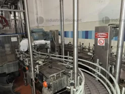 1#9381 Linea di imbottigliamento vino