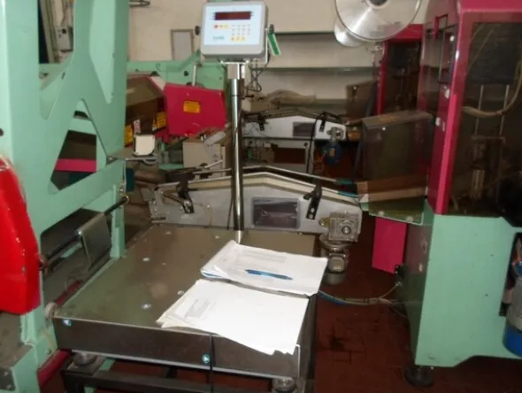 5#69013 Linea di selezione e confezionamento Ito/Sorma susine
