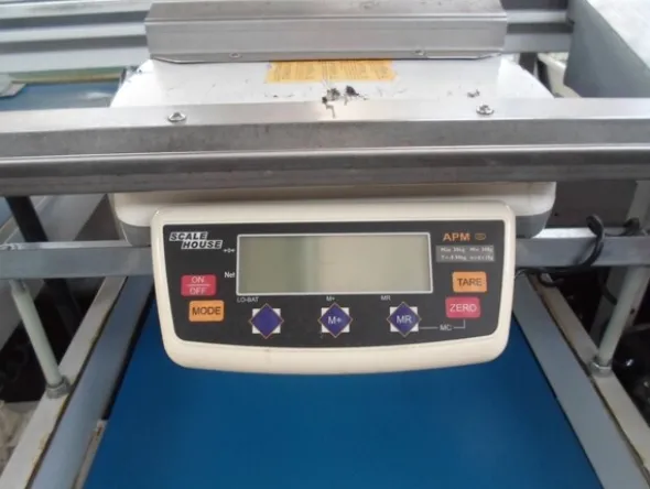 8#69013 Linea di selezione e lavorazione pere