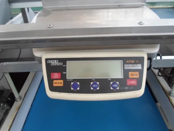 8#69013 Linea di selezione e lavorazione pere