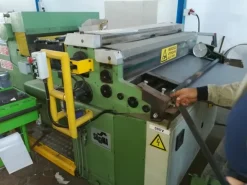LINEA DI TAGLIO 1000X 3MM