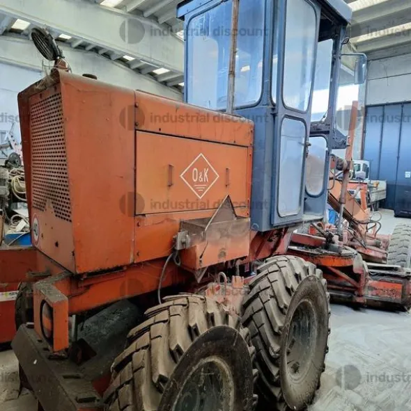 9#8848 Livellatrice idraulica Motograder OEK G8