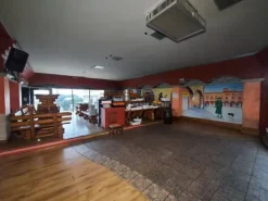 #19727 Locale commerciale adibito a bar-pub-pizzeria