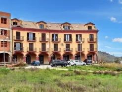 #23345 Locale commerciale al piano terra