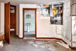 #25803 Locale commerciale con cantina (ex istituto bancario)