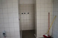 #11751 Locale commerciale con zona ristoro al piano terra
