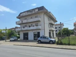 #2639819 Locale commerciale di 49 mq