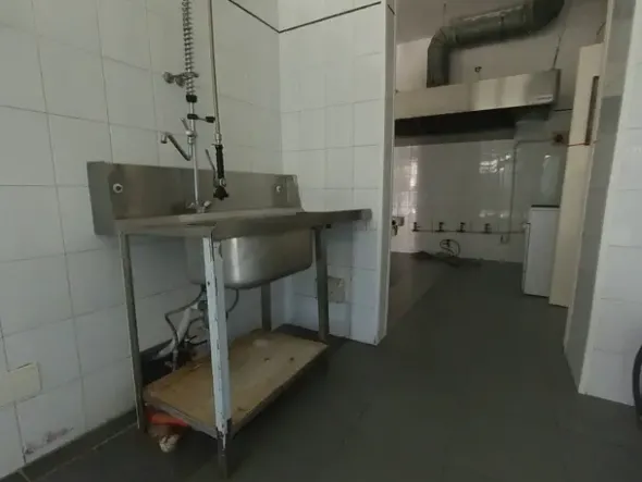 #13937 Locale commerciale in complesso turistico (sub 10)