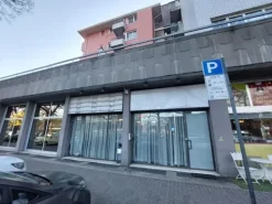 #25269 Locale commerciale in zona semiperiferica