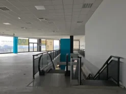 #2515047 Locale commerciale su due piani
