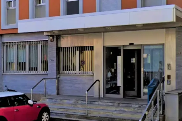 #19661 Locali adibiti ad istituto di credito