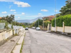 #24780 Lotti edificabili a destinazione residenziale
