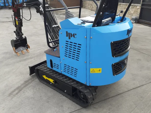 Lotto di 3 mini escavatori JPC HT15