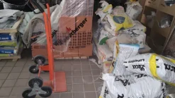 LOTTO 5 Transpallet, piattaforma elevatric