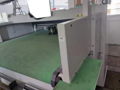 1#6298 Macchina a lama oscillante CNC Comelz CT/M
