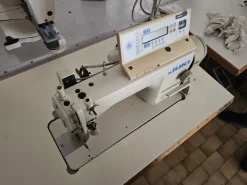 Macchina da cucire lineare Juki DDL-8700