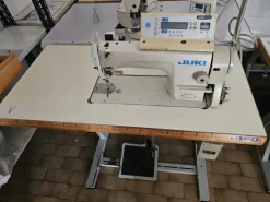Macchina da cucire lineare Juki DDL-8700