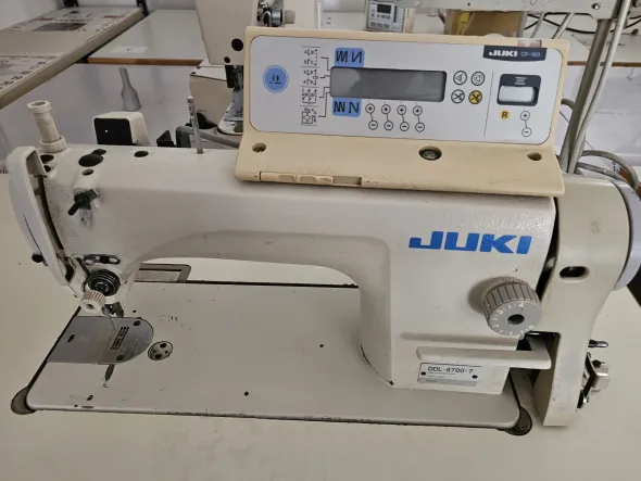 Macchina da cucire lineare Juki DDL-8700