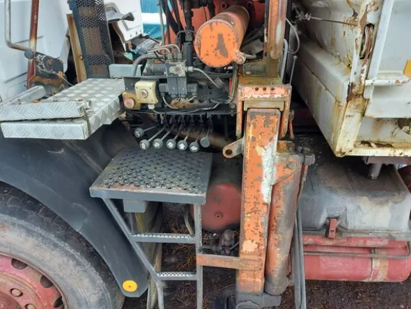 1#6148 Macchina operatrice semovente Mercedes Benz