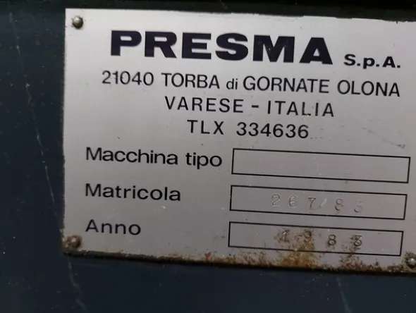 9#6439 Macchina per stampaggio a iniezione Presma