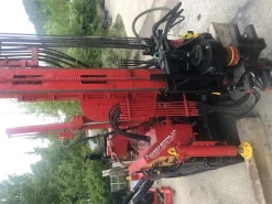 MACCHINA PER TRIVELLAZIONE POZZI, PALI