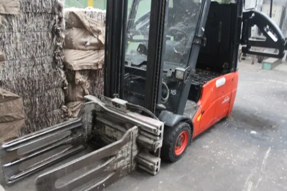 1#7482 Macchinari e attrezzature per carbonizzo e autocarro Iveco