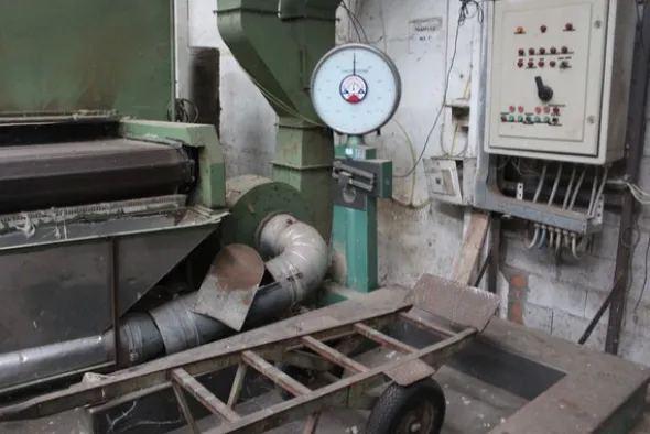 1#7482 Macchinari e attrezzature per carbonizzo e autocarro Iveco