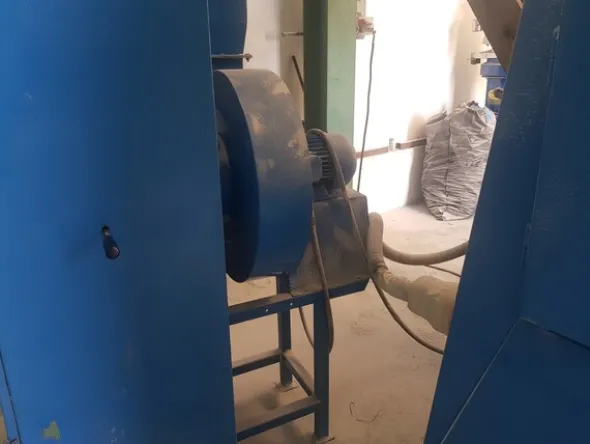 19#5756 Macchinari e attrezzature per la verniciatura