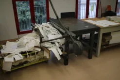 1#5656 Macchinari per la produzione di carta e arredi ufficio
