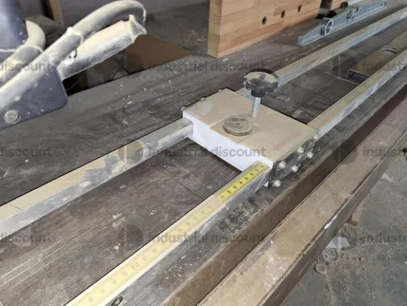 9#9200 Macchinari per lavorazione legno muniteria e ricambi vari