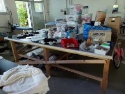2#6201 Macchinari tessili e arredamento ufficio