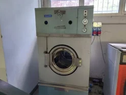 2#6201 Macchinari tessili e arredamento ufficio