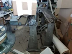 2#6201 Macchinari tessili e arredamento ufficio