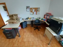 2#6201 Macchinari tessili e arredamento ufficio