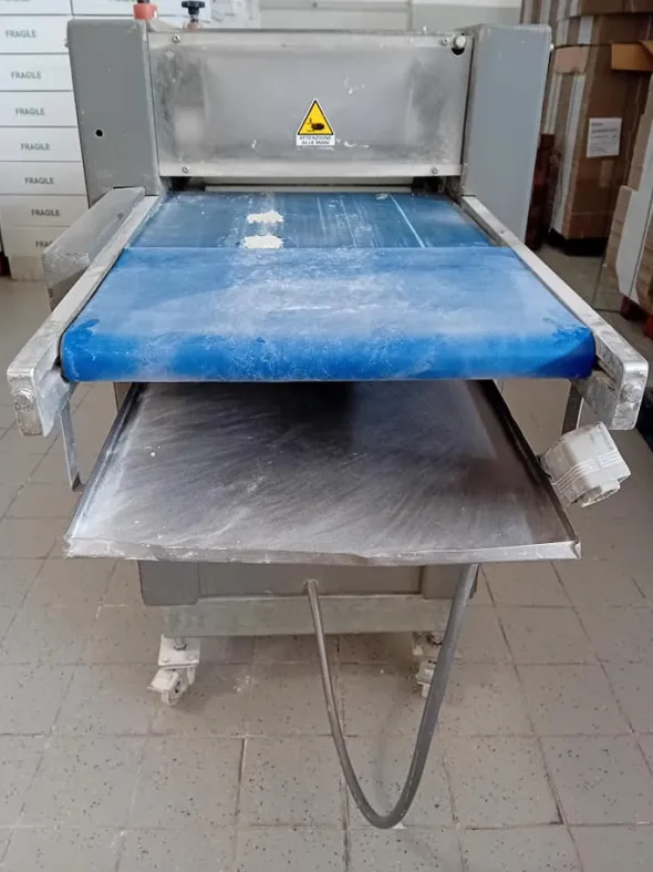 Macchina Stendi pizza automatica
