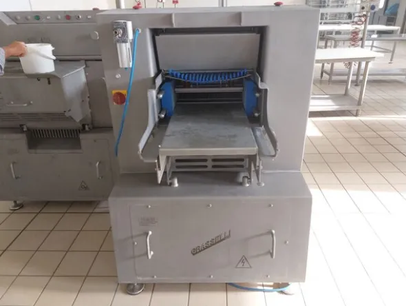 4#79500 Macchina taglia fettine Grasselli NSL 400