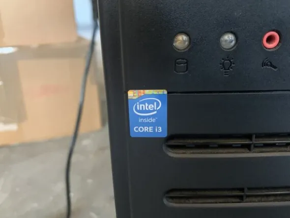 1#7461 Macchine da cucire e per il confezionamento di capi di abbigliamento