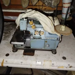 Macchine da cucire in blocco o singole