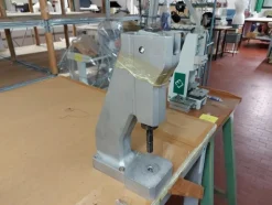 7#7447 Macchine da cucito Pfaff e attaccabottoni