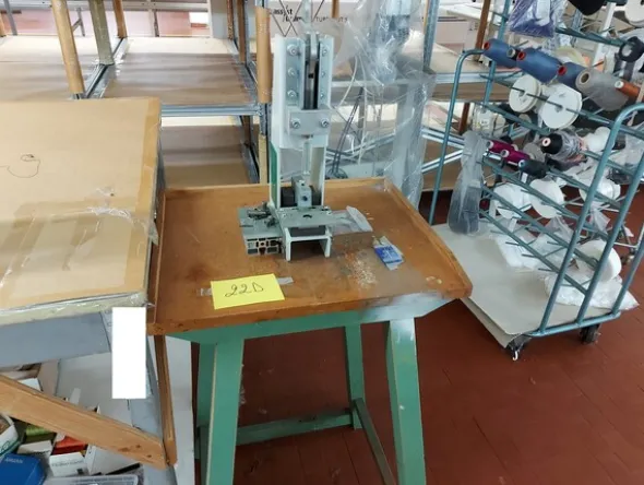 7#7447 Macchine da cucito Pfaff e attaccabottoni