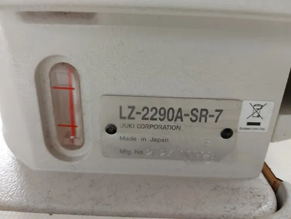 7#7447 Macchine da cucito Pfaff e attaccabottoni