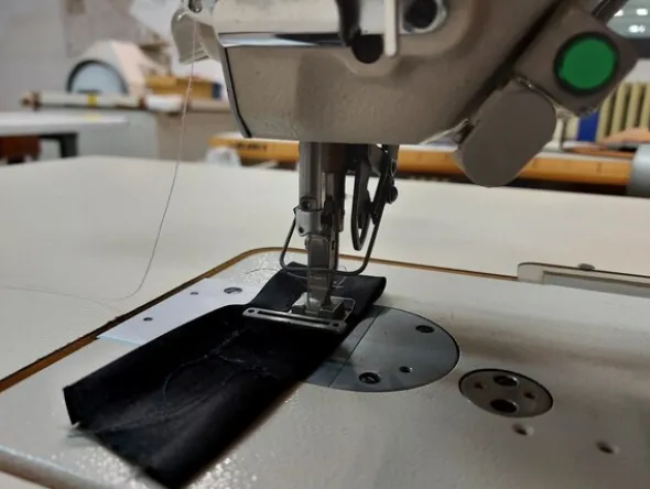 7#7447 Macchine da cucito Pfaff e attaccabottoni