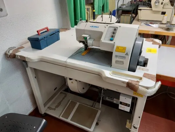 7#7447 Macchine da cucito Pfaff e attaccabottoni