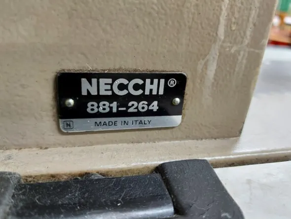 7#7447 Macchine da cucito Pfaff e attaccabottoni