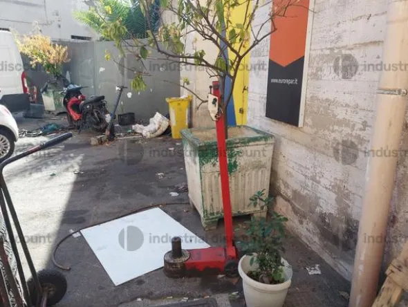 1#9643 Macchine e attrezzature per gommista e Rimanenze di magazzino pneumatici